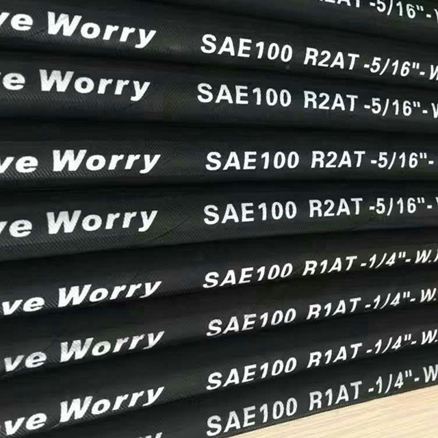 怎麽處理(li)液壓膠筦(guan)外表出現(xian)裂紋的(de)問題？